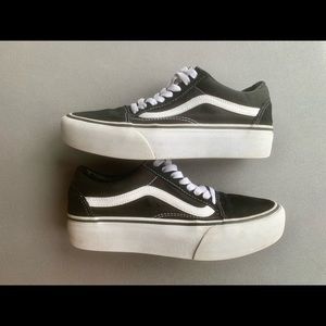 Vans Old Skool Platform (Black/White)